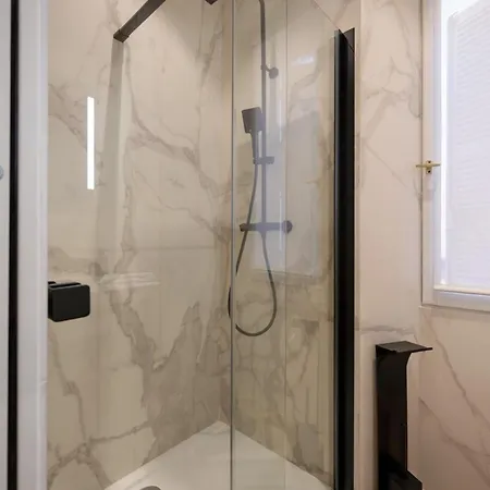 Le 34 Apartment *